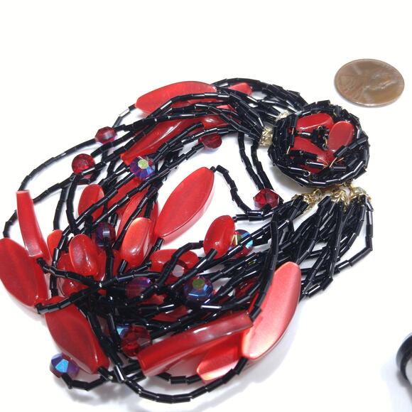 Vintage 1950s Red Black 15 Strand Beaded Bracelet Lucite AB Crystal Glass Beads - Picture 6 of 10